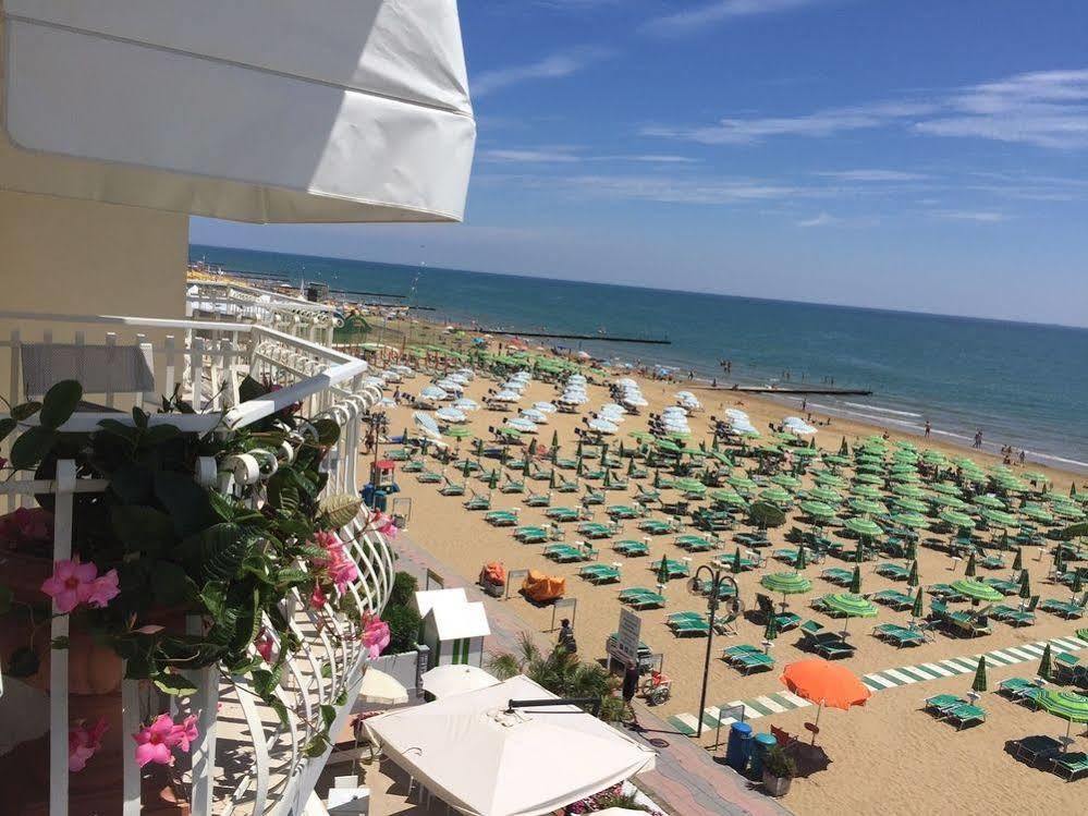 Hotel Bellariva ليدو دي يسولو المظهر الخارجي الصورة